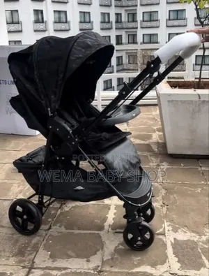 Compact Baby Stroller With Reversible Handle