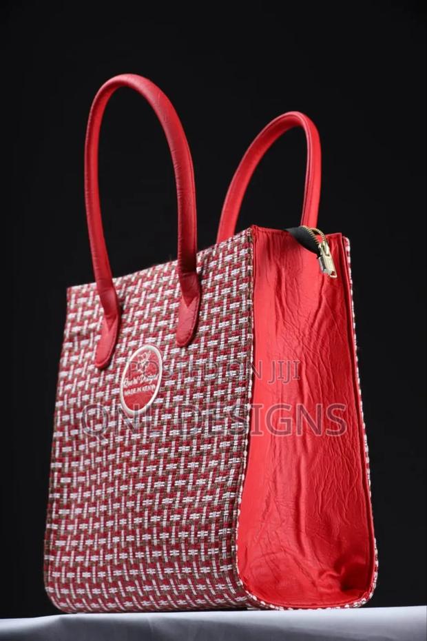 Ladies Handbags - thumbnail 9