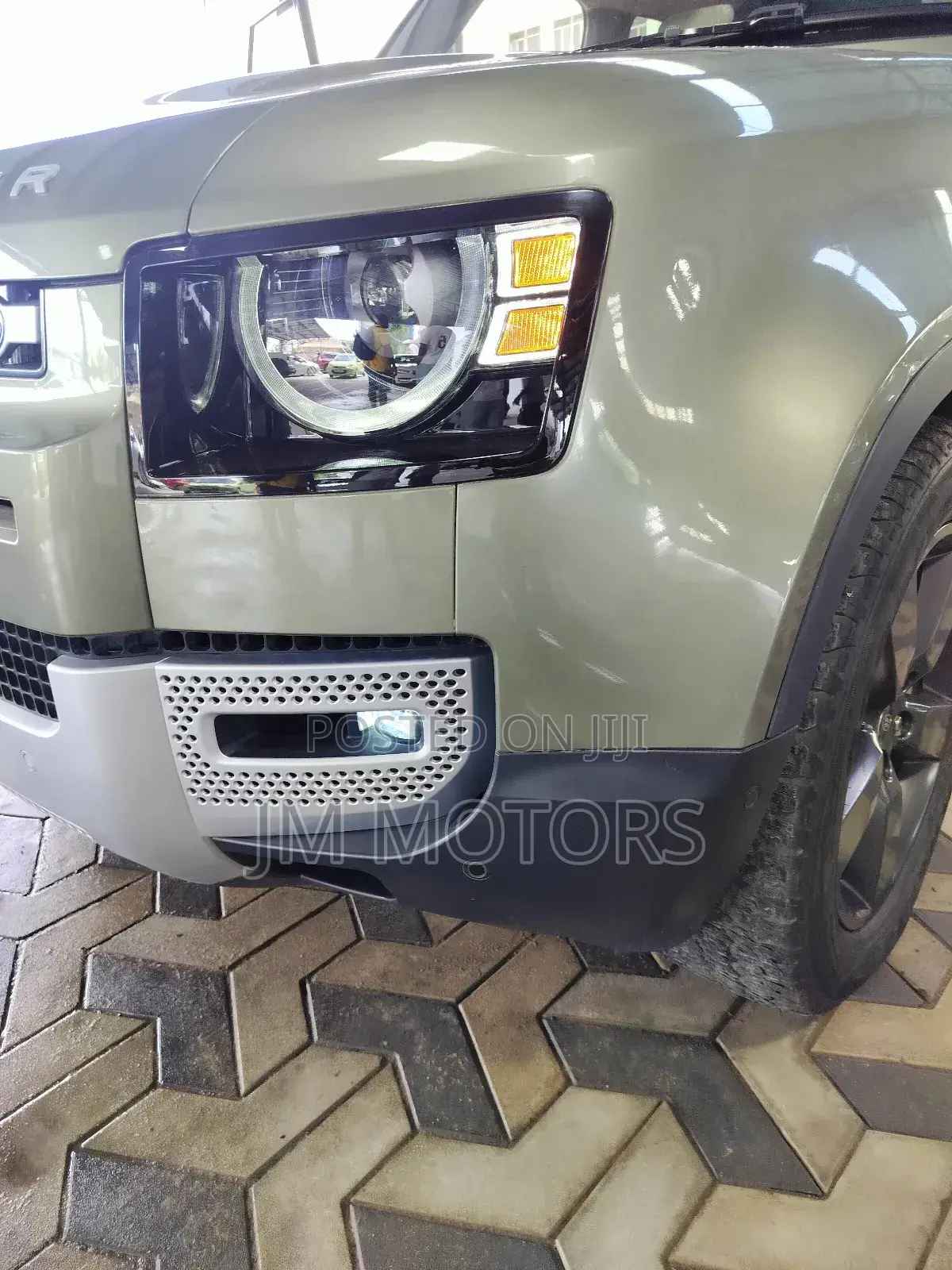 Land Rover Defender 2019 Green
