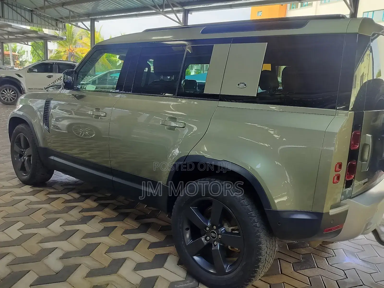 Land Rover Defender 2019 Green
