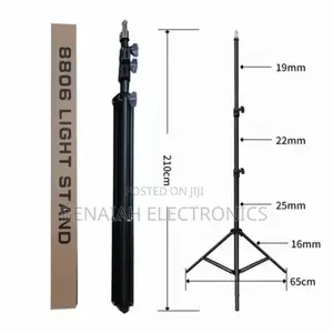 Tripod Stand.Portable, Extendable Metal Light Stand .