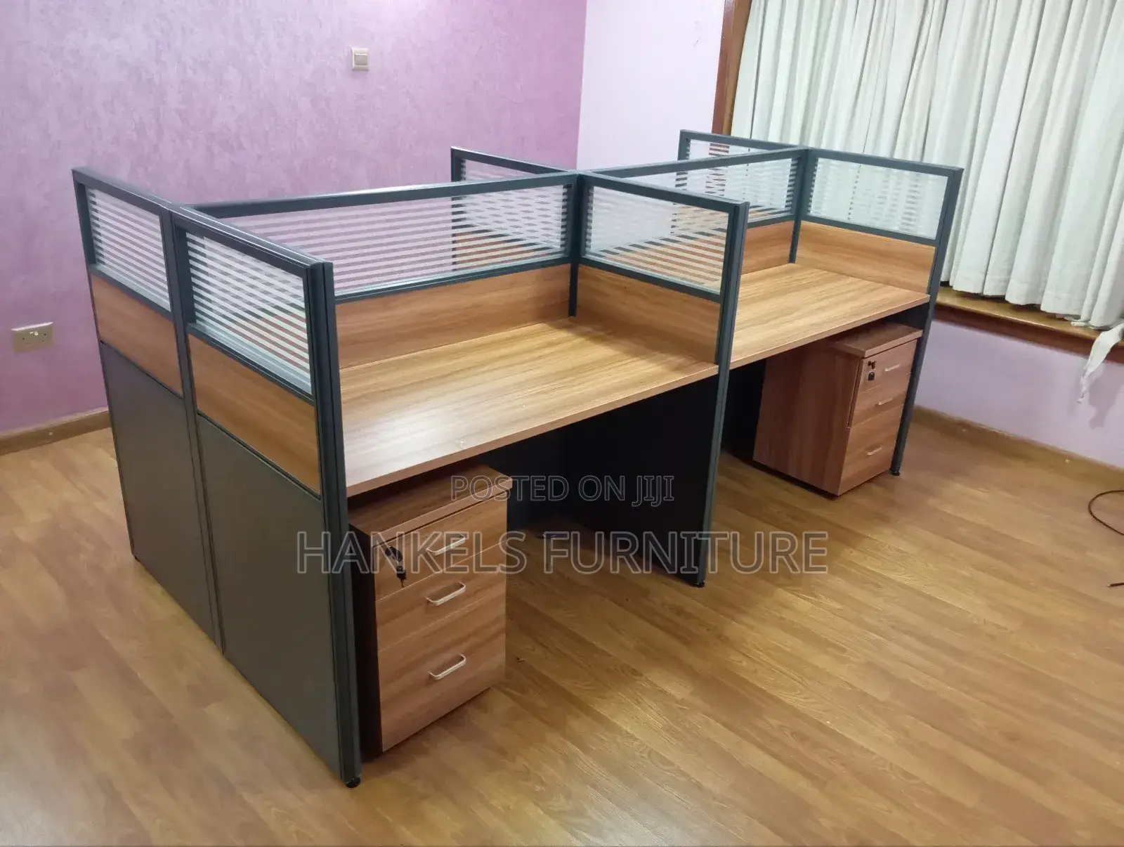 Imported 4 Way Work Station