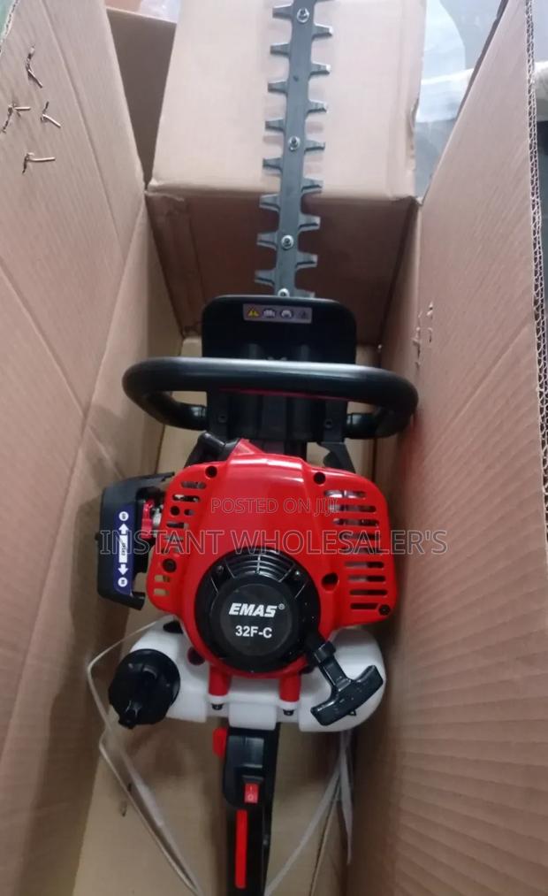 Fence Trimmer Emas Machine