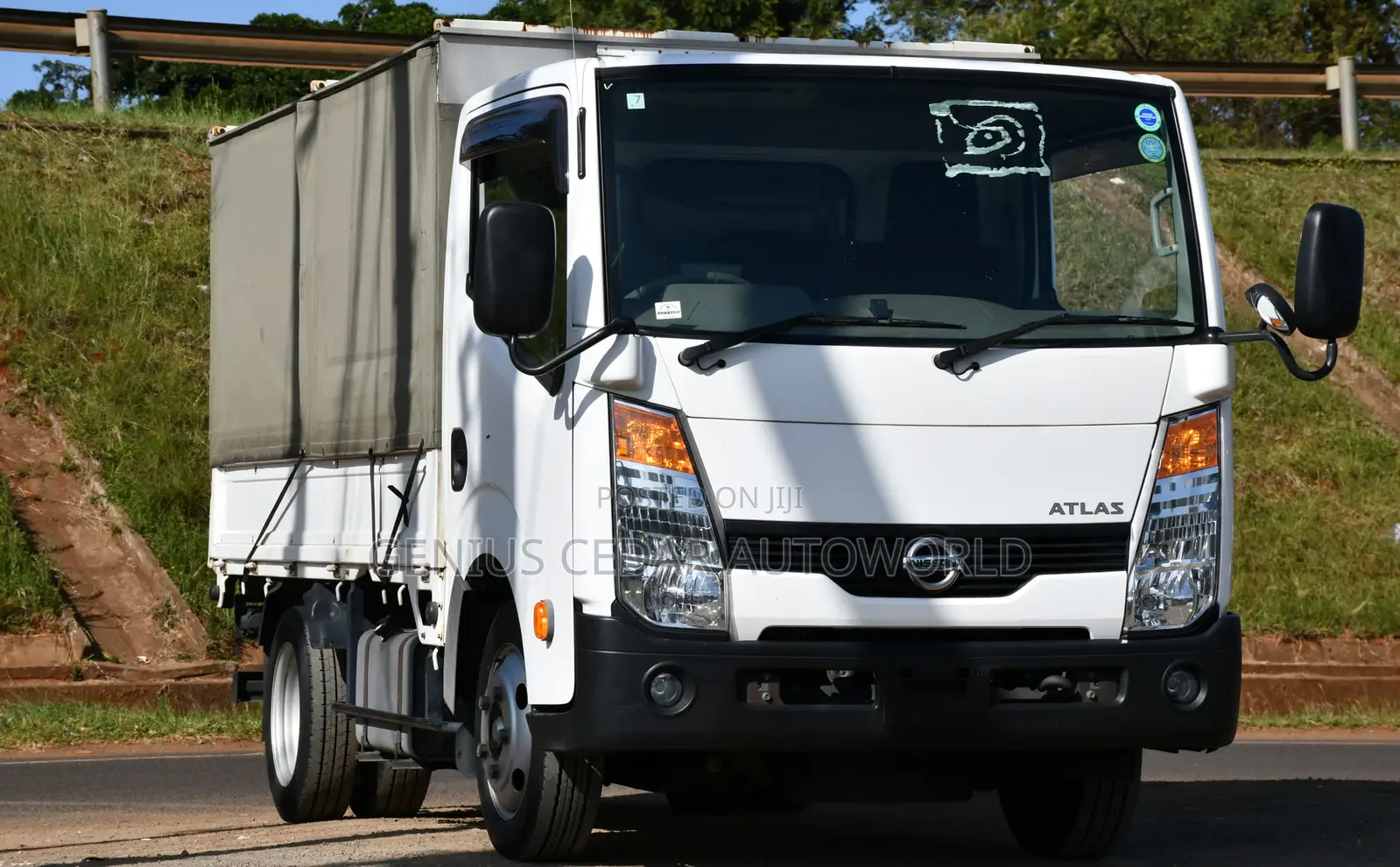 Nissan Atlas 2017 White