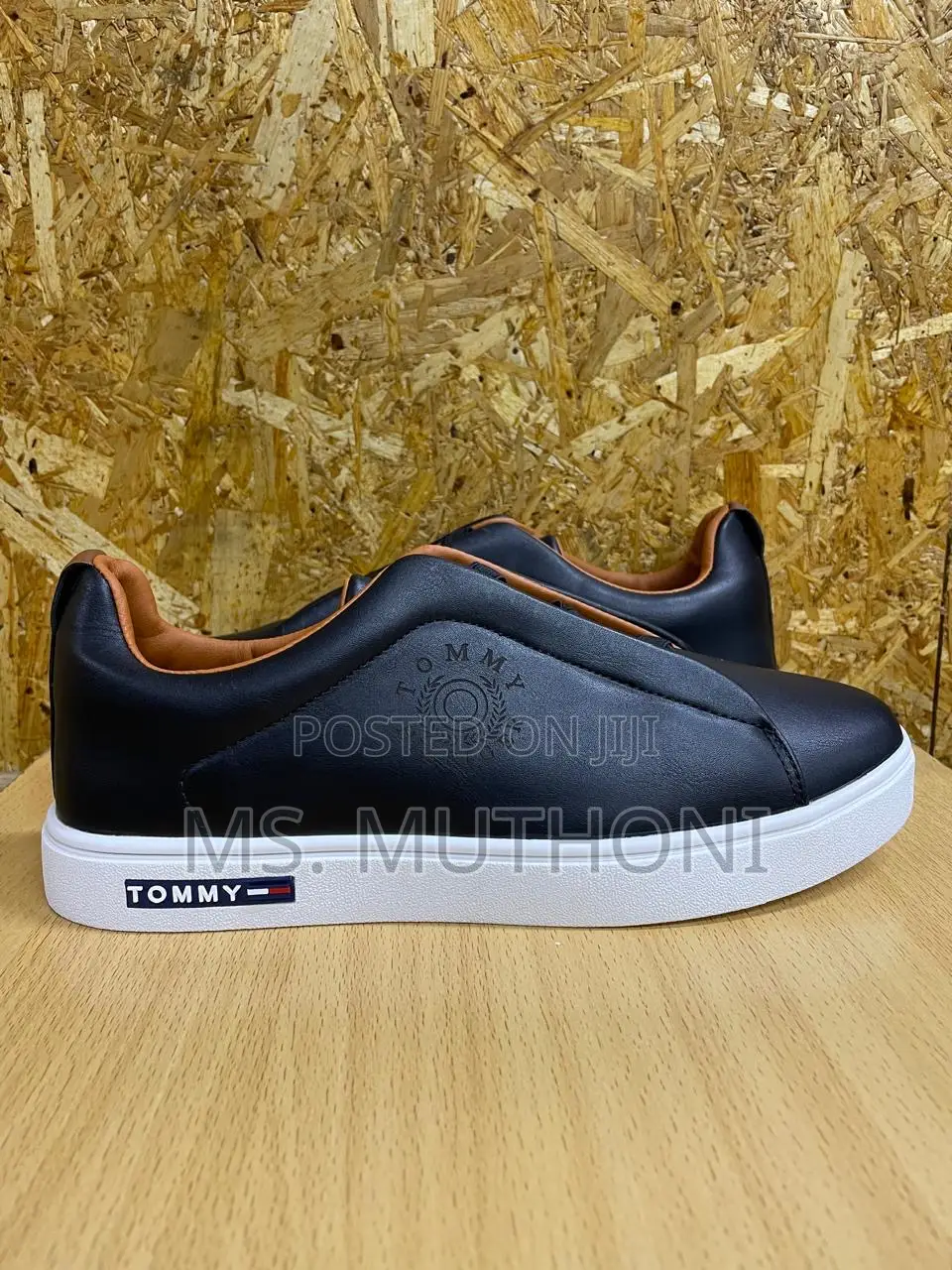 Quality Laceles Tommy Smart Casual Now Available Size 40-45