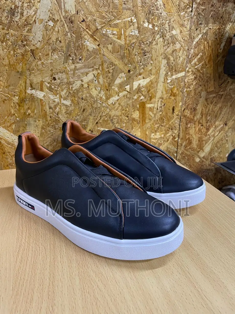 Quality Laceles Tommy Smart Casual Now Available Size 40-45