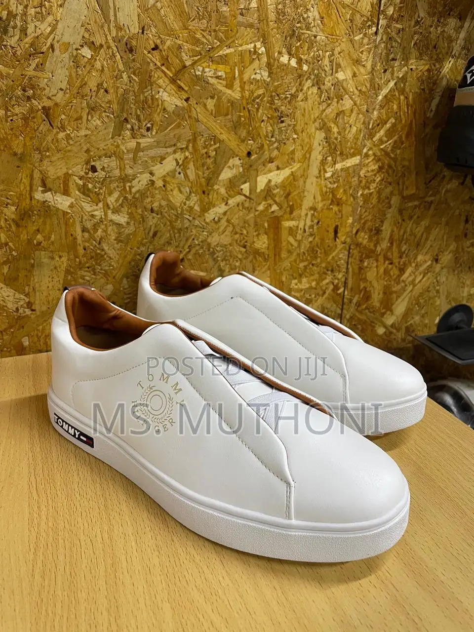 Quality Laceles Tommy Smart Casual Now Available Size 40-45