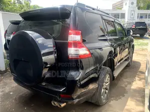 Toyota Land Cruiser Prado 2.8 D-4D 2016 Black