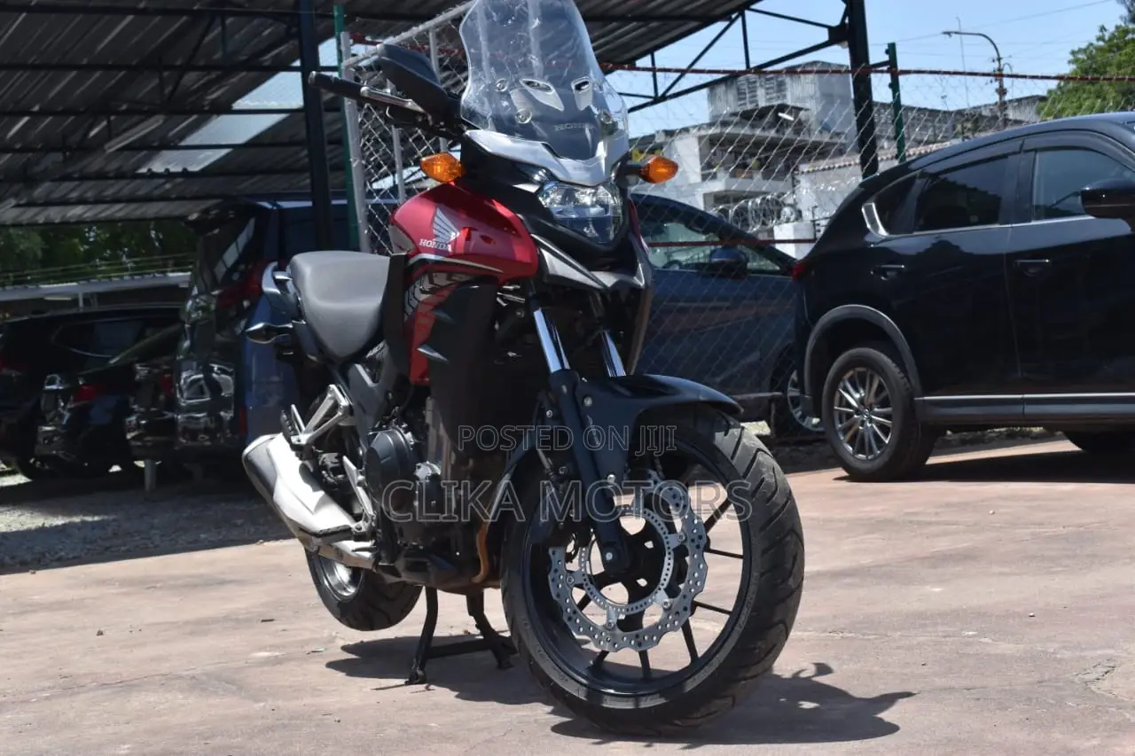 Honda CB 2018 Red
