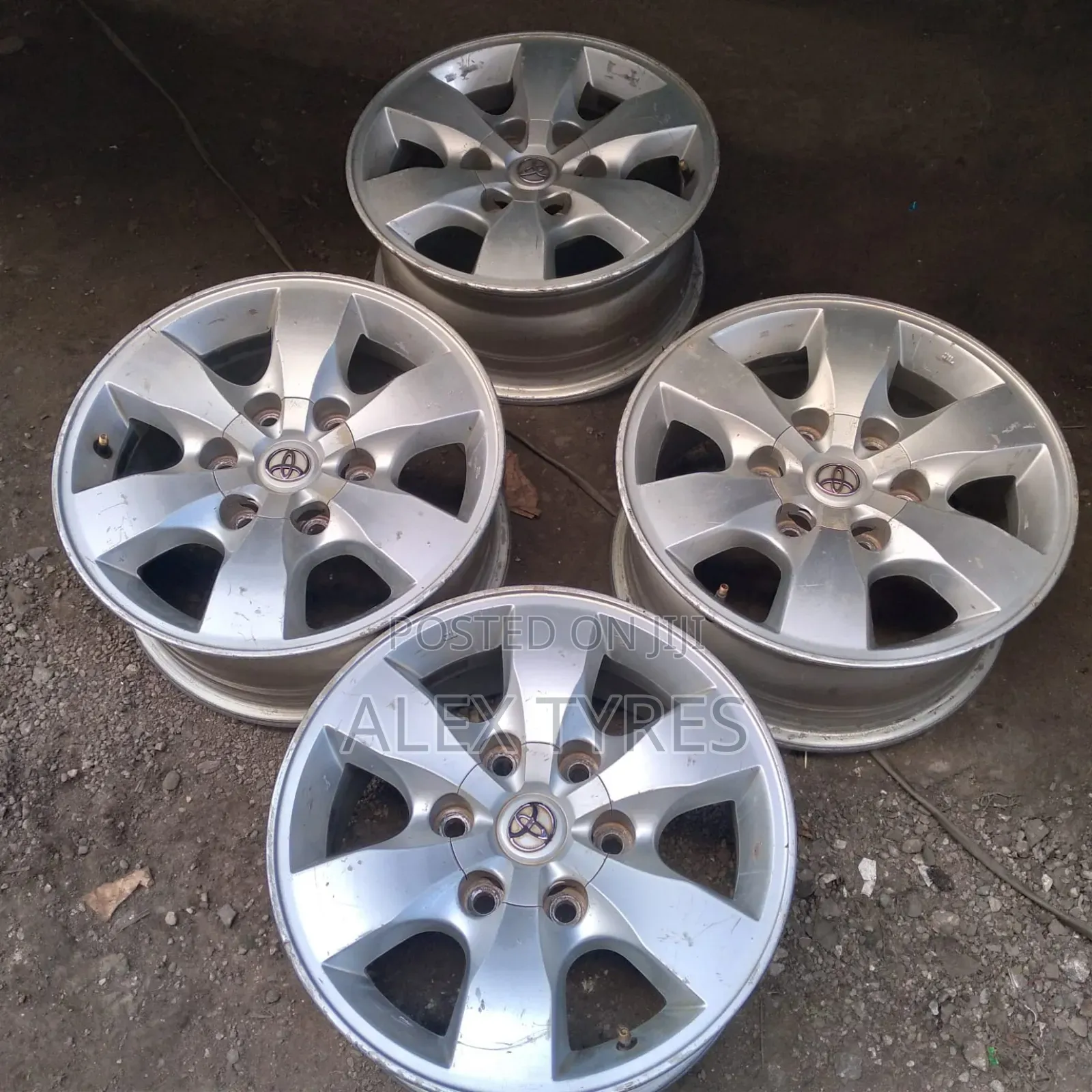 Size 16 Inches Toyota Hilux Original X Japan Rims Set