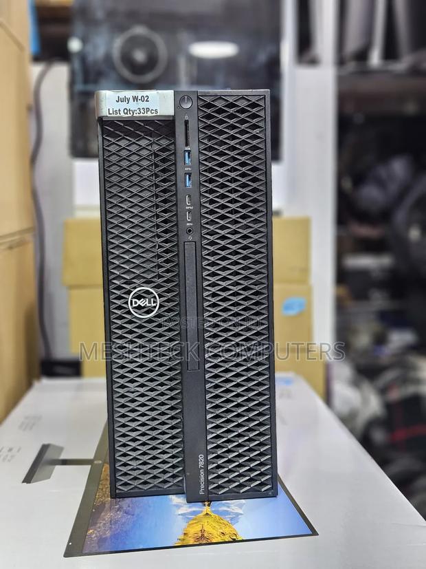 Desktop Computer Dell Precision 7820 32GB Intel Xeon HDD+SSD 2T - main view