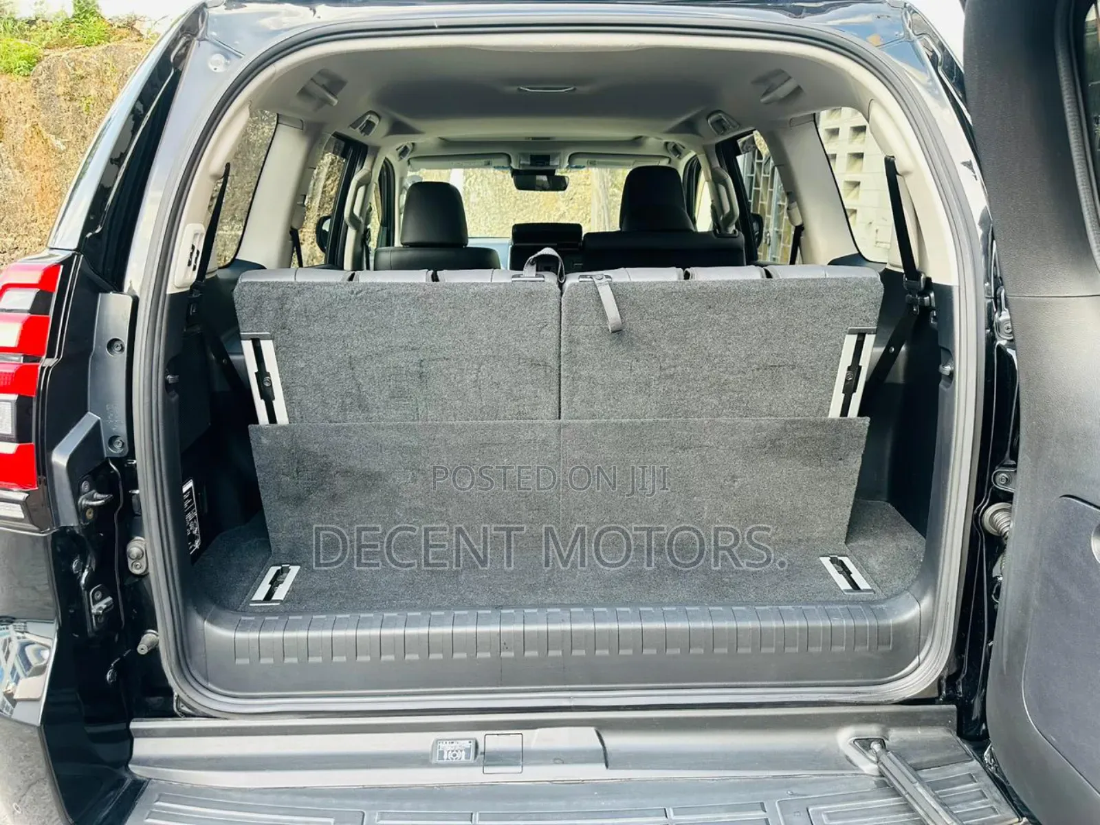 Toyota Land Cruiser Prado 2.8 2018 Black