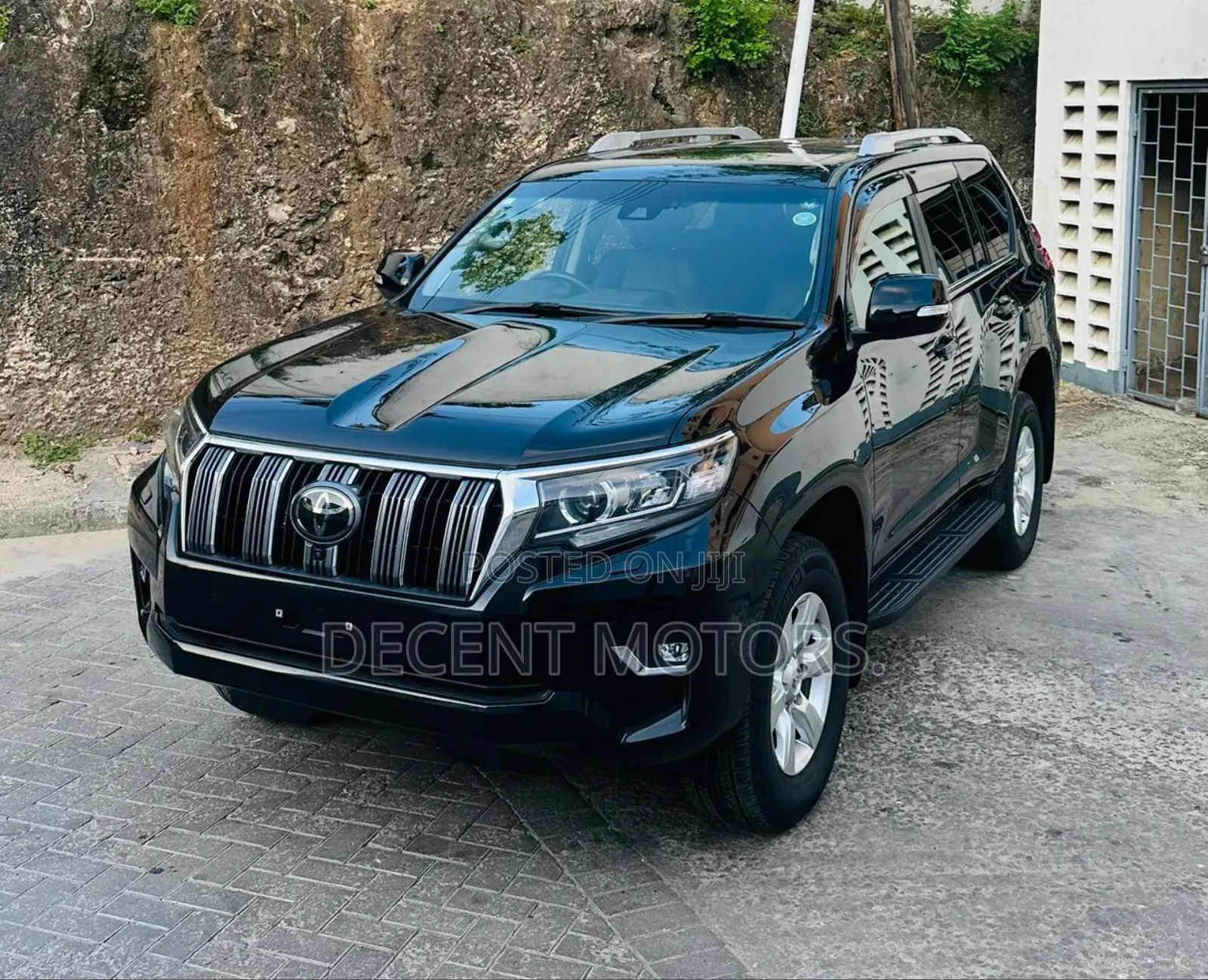Toyota Land Cruiser Prado 2.8 2018 Black