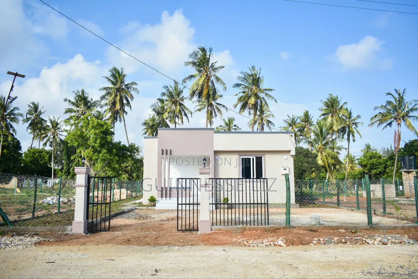 3bdrm Bungalow in Whispering Palms, Tezo for sale