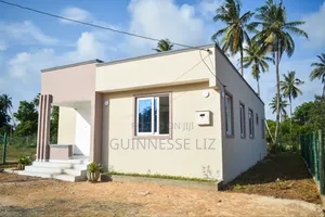 3bdrm Bungalow in Whispering Palms, Tezo for sale