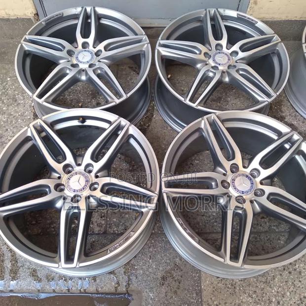 Mercedez Benz AMG Rims Size 19 - main view