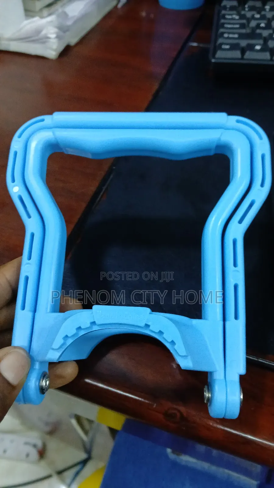 Bottle Lifter