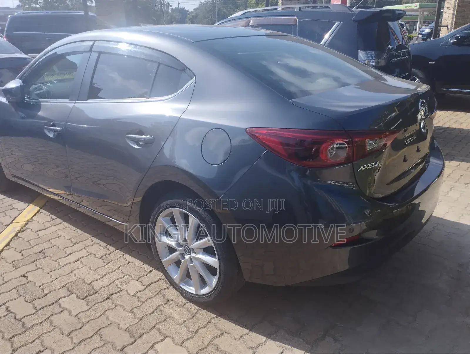 Mazda Axela 2017 Gray