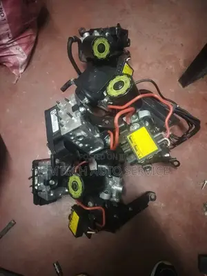 Lexus RX 450h Brake Actuator Complete