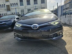 Toyota Auris 2018 Black