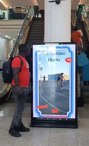 Advertising Screen 85" Frameless Digital Display