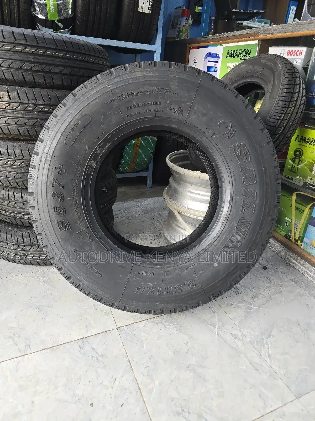 9.5r17.5 Sailun Tire
