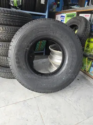 9.5r17.5 Sailun Tire