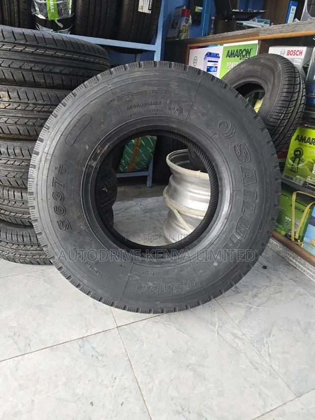 9.5r17.5 Sailun Tire - thumbnail 3