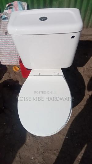 X UK Toilets Heavy Quality Available - thumbnail 2