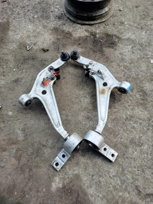 Nissan Xtrail Nt30 Lower Arms - main view