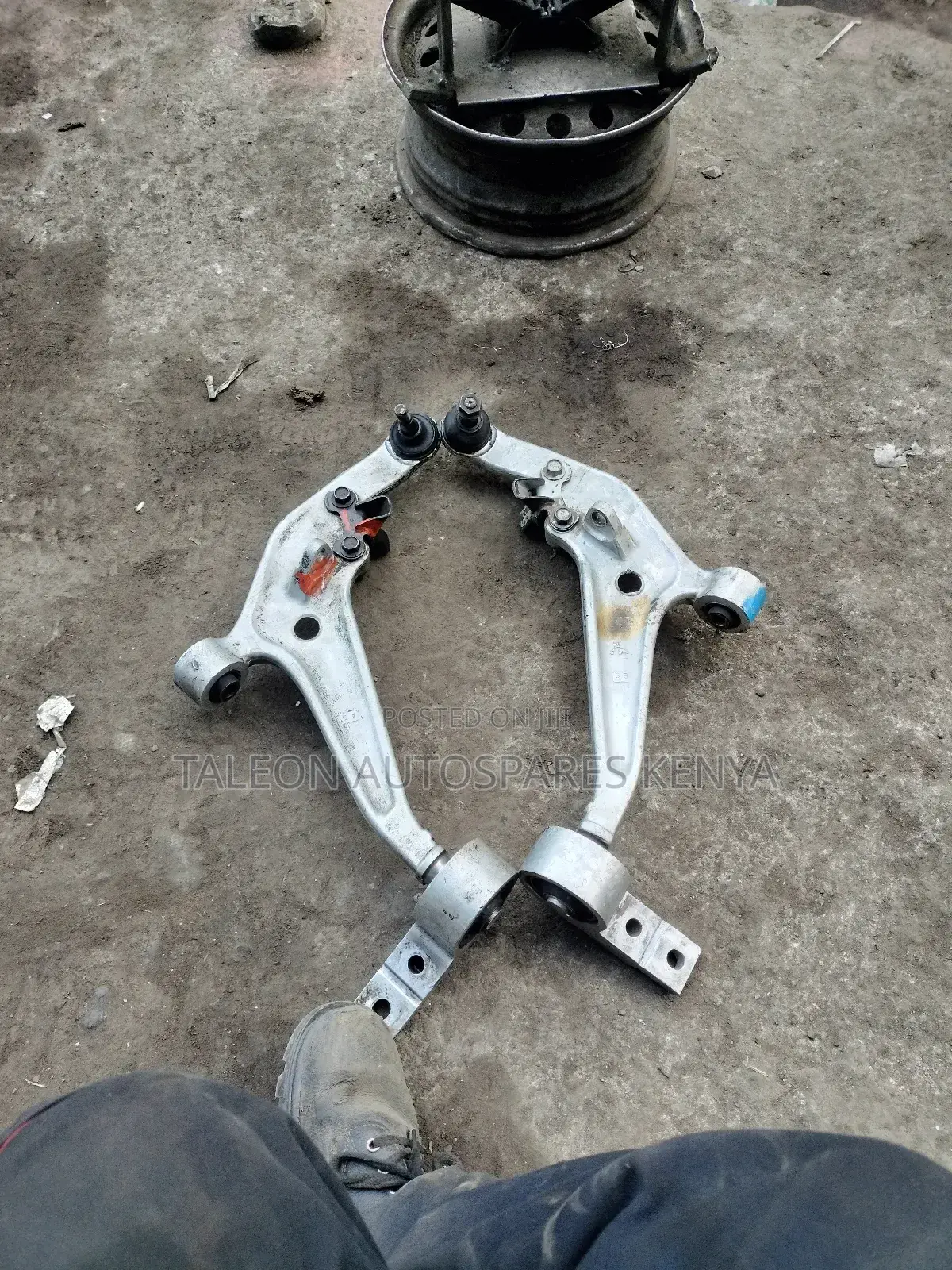 Nissan Xtrail Nt30 Lower Arms