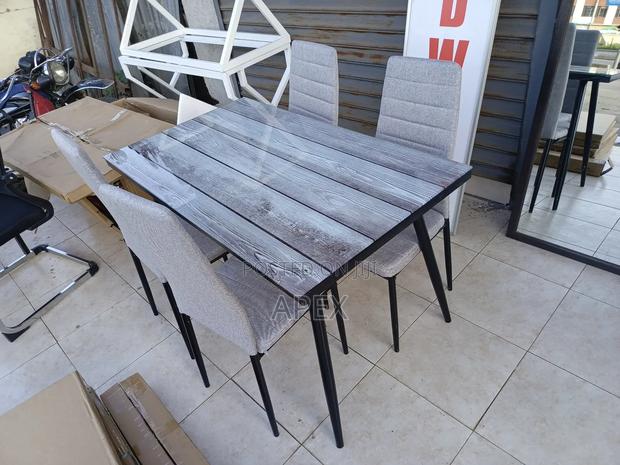 Apexapex Dining Table - main view