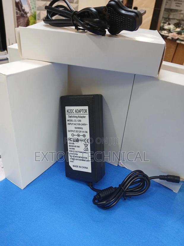 Switching AC/DC Adaptor 12v 5a - main view