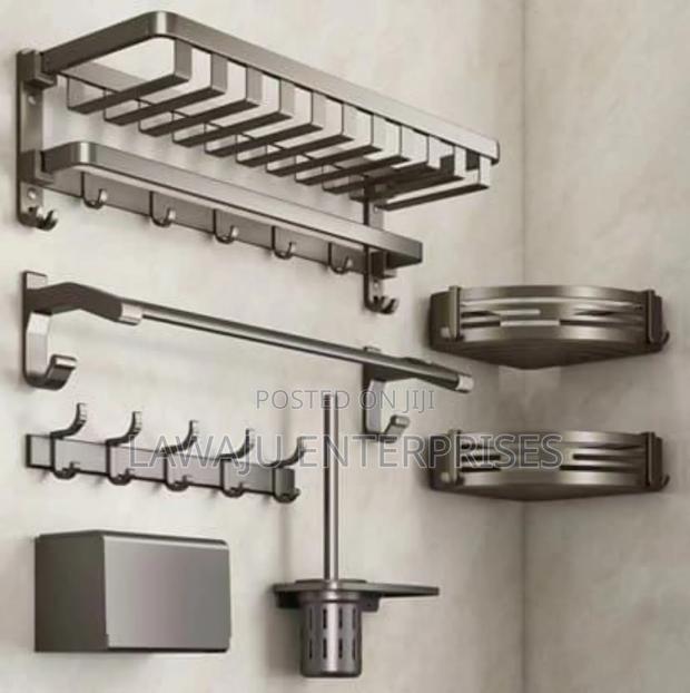 7pcs Stainless Steel Bathroom Set