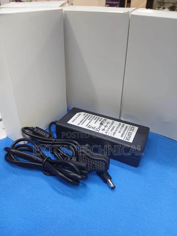 Switching AC-DC Adaptor 5a 12v 60w