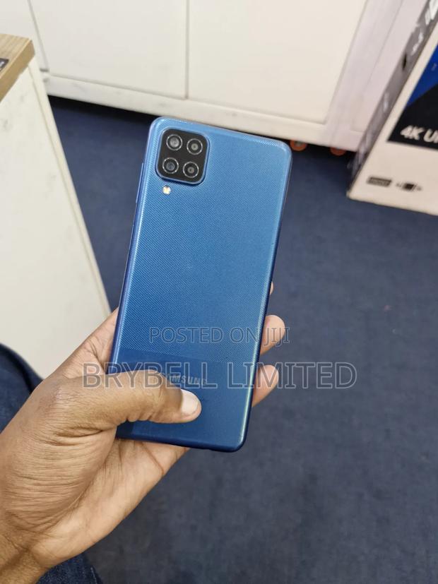 Samsung Galaxy A12 64 GB Blue - thumbnail 3