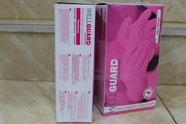 Latex Powdered Disposable Gloves Available