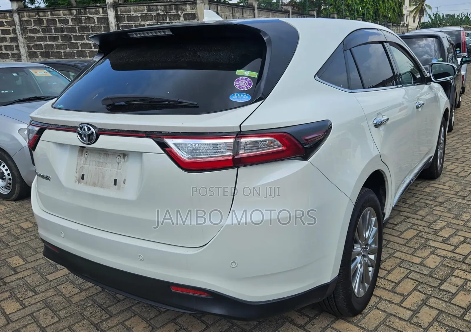Toyota Harrier 2.0 Turbo 4WD 2018 White