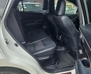 Toyota Harrier 2.0 Turbo 4WD 2018 White