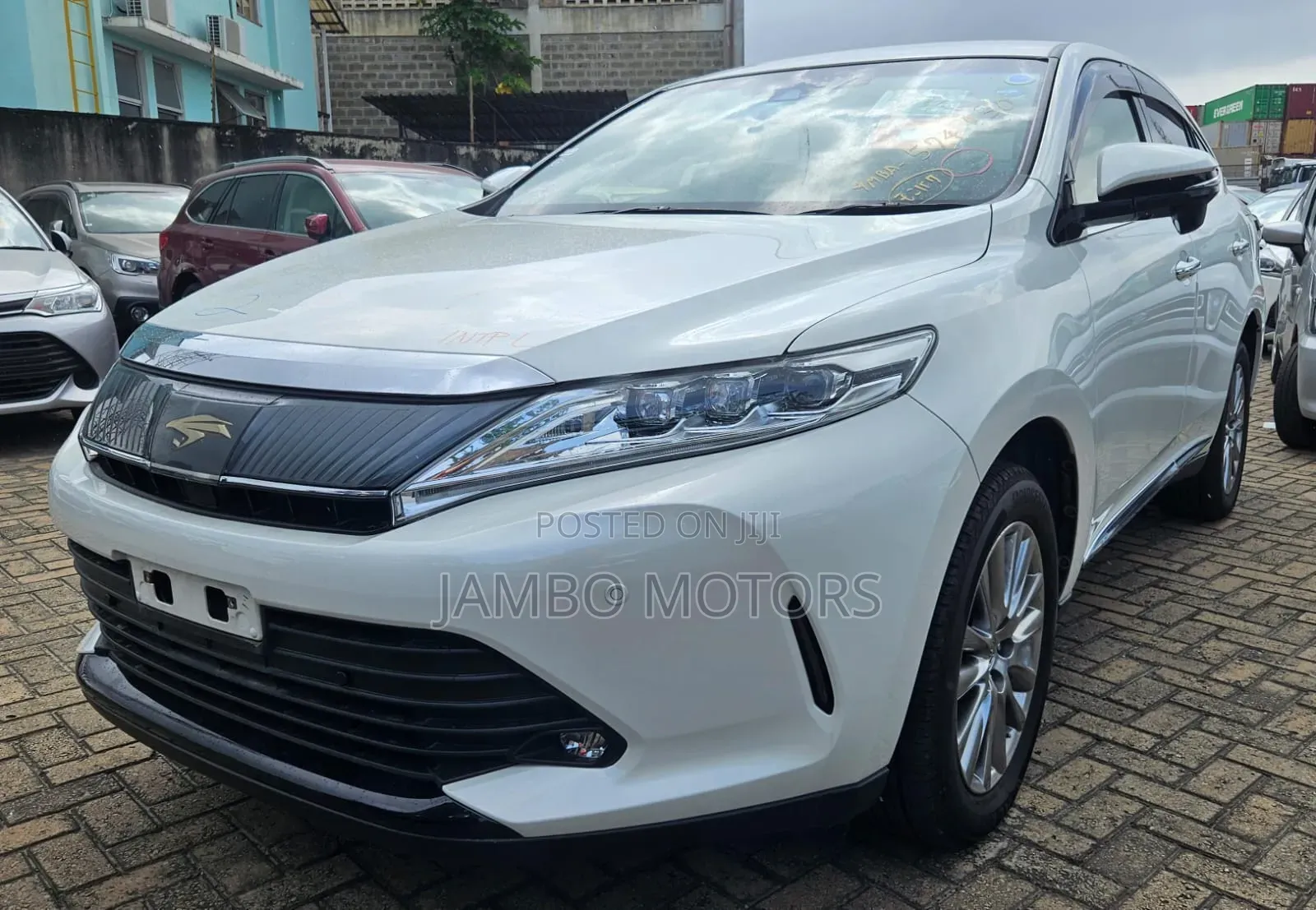 Toyota Harrier 2.0 Turbo 4WD 2018 White