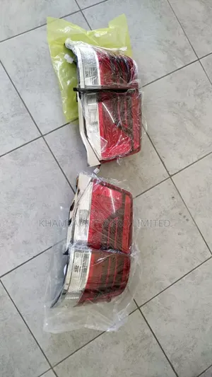Toyota Land Cruiser Fj200 Taillamps and Boot Lamps