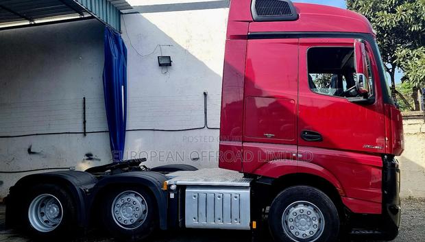 Mercedes Benz Actros Mp4 2545 - thumbnail 2