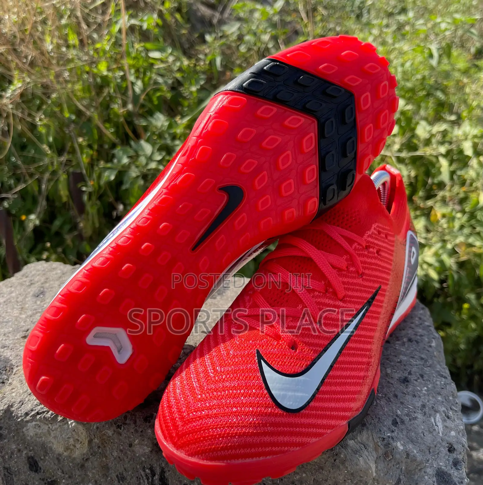 Mercurial Vapor 16 Trainers Red Indoor Football