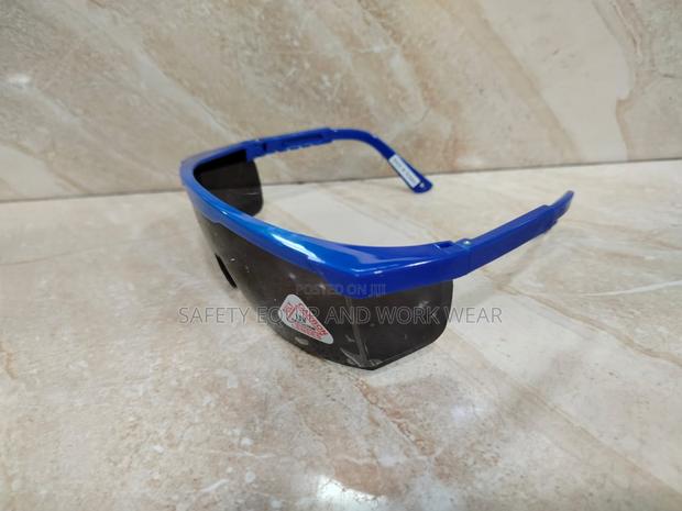 Welding Lightweight Glasses - main view