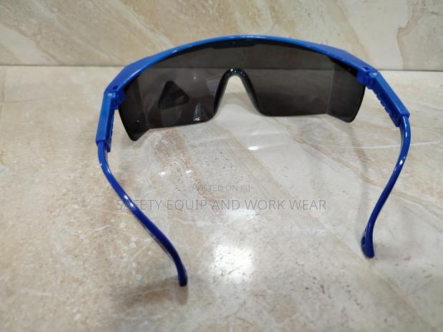 Safety Comfortable Googles - main view