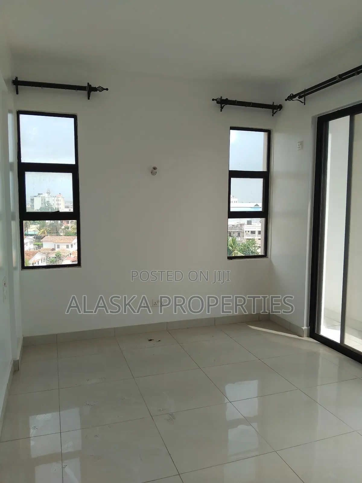 3bdrm Penthouse in Nyali Estate for rent