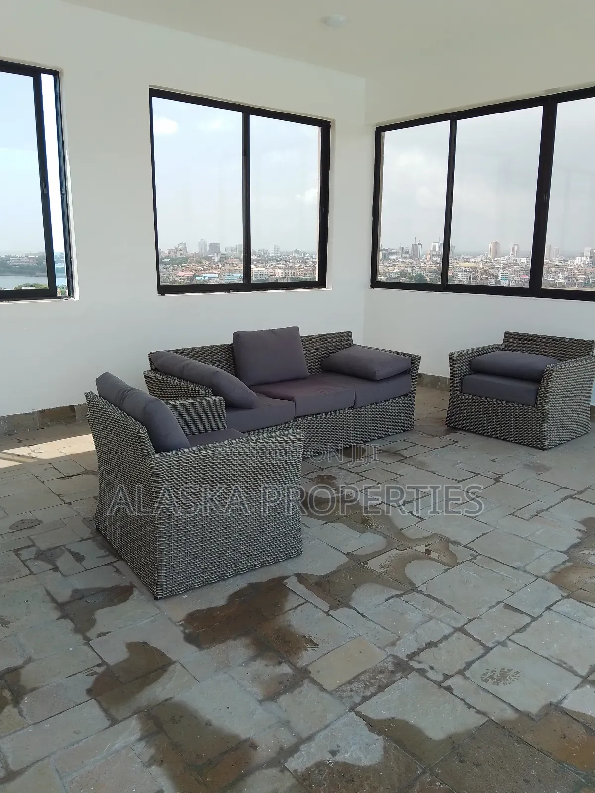 3bdrm Penthouse in Nyali Estate for rent