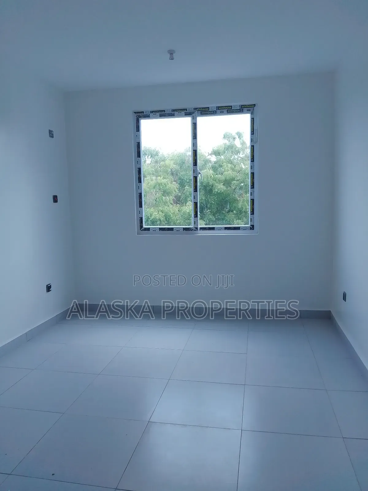 3bdrm Apartment in Nyali Estate for rent