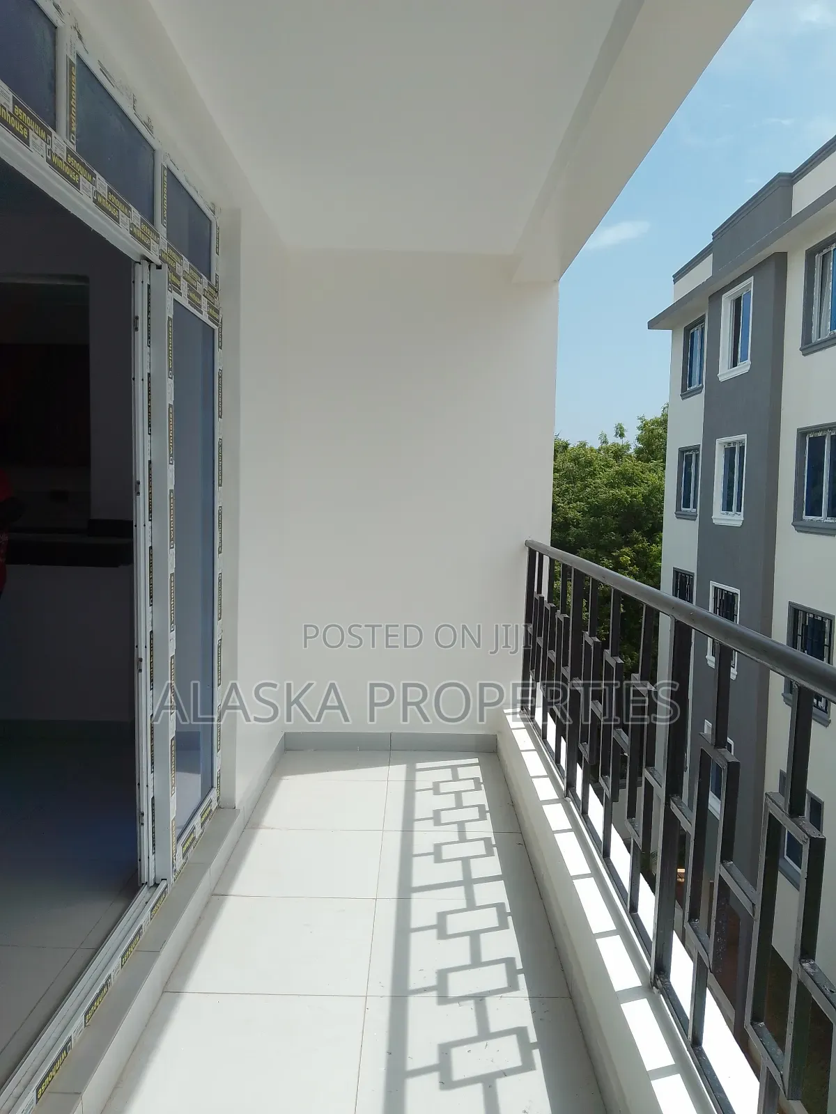 3bdrm Apartment in Nyali Estate for rent