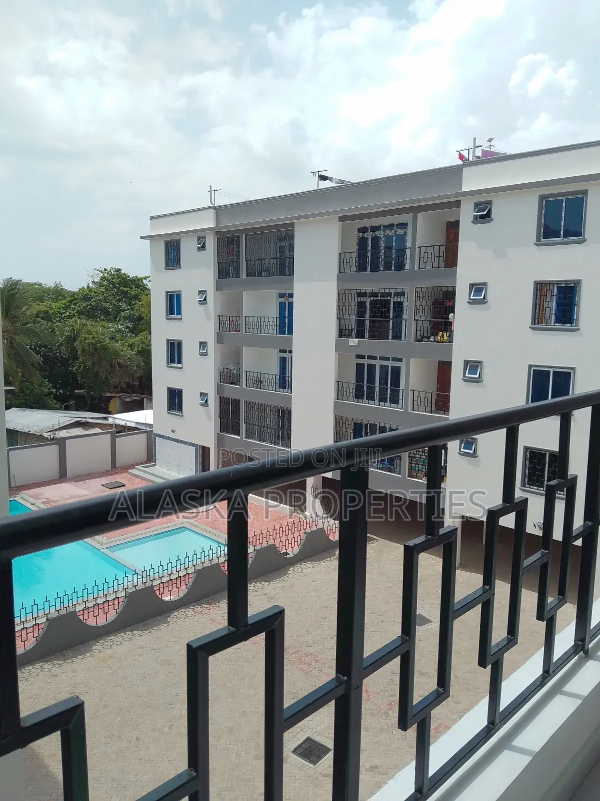 3bdrm Apartment in Nyali Estate for rent